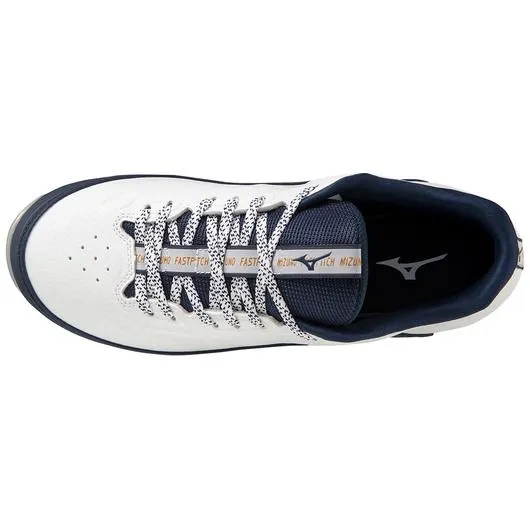 9-Spike Swift 8 Low Women's Metal Softball Cleat - White/Navy