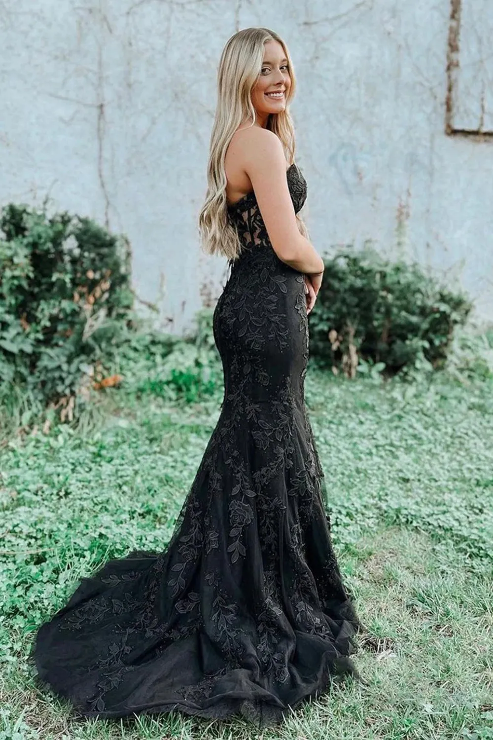 Black Strapless Mermaid Prom Dress With Lace Appliques PSK460