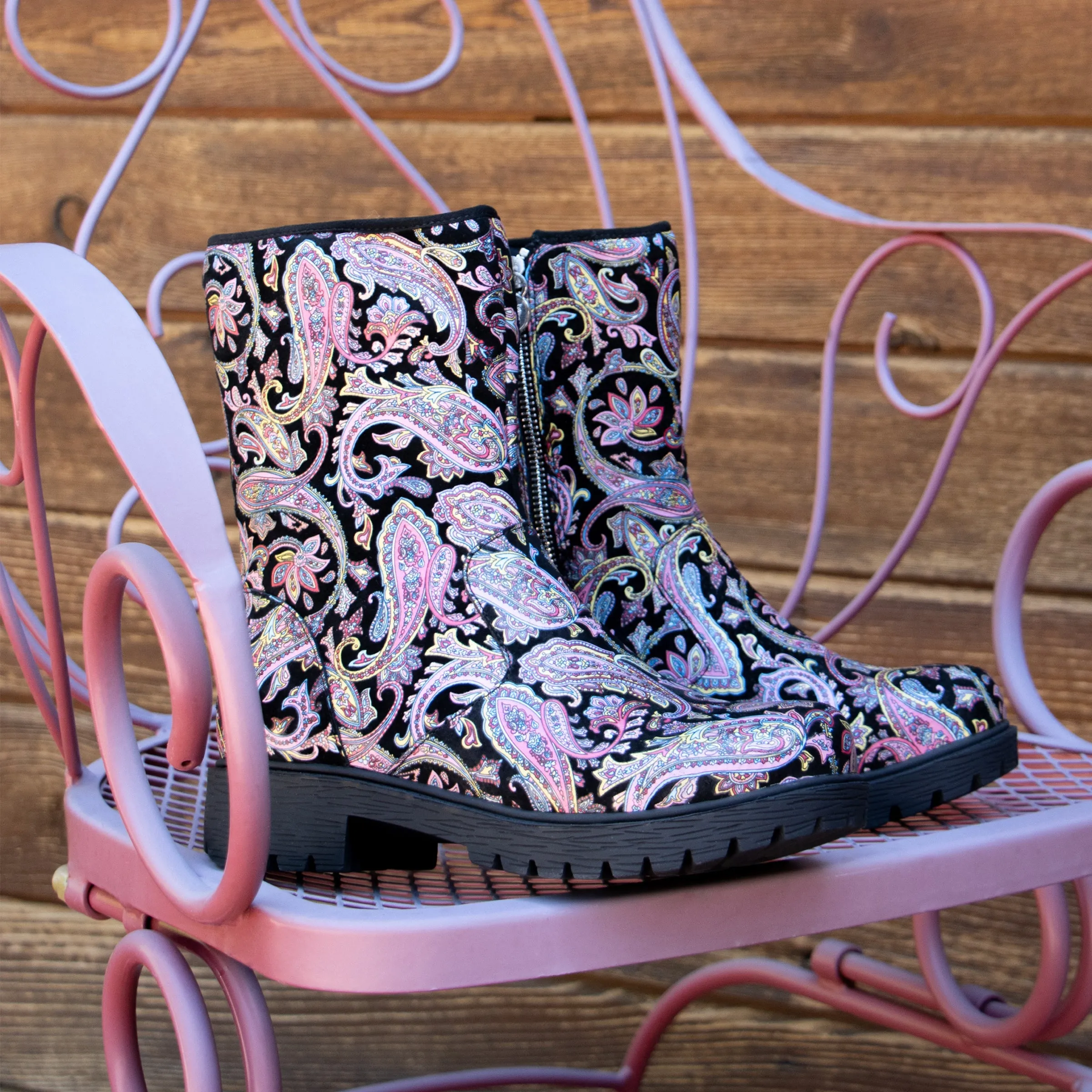 Chalet Groovy Baby Boot