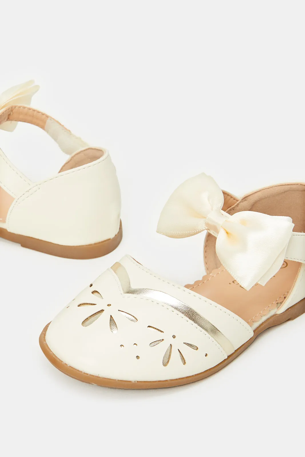 Girls Cream Embellished Sandal