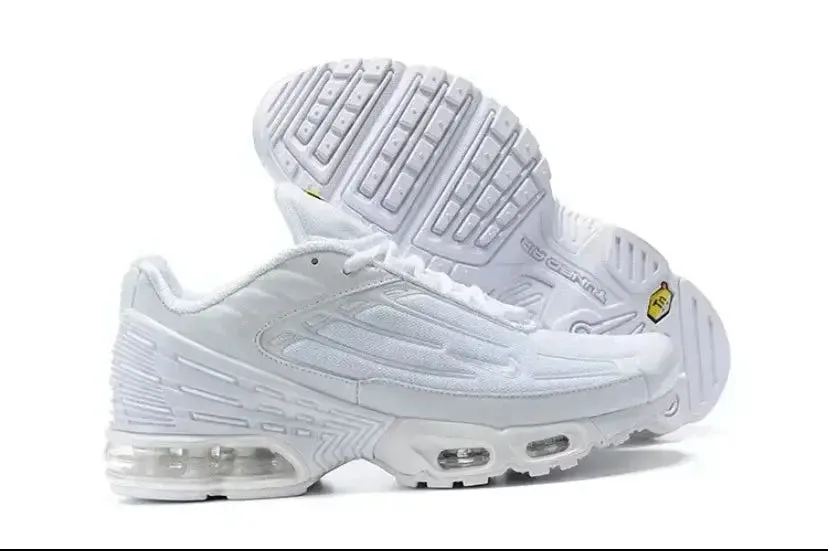 Nike Air Max Plus TN Men’s Sport Sneakers Comfortable & Lightweight Walking Shoes