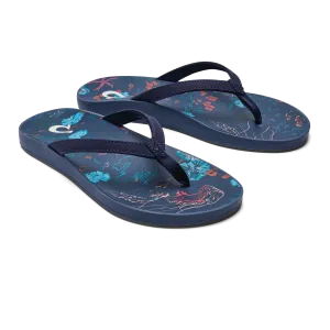 OLUKAI PUAWE WOMENS SANDAL - MIDNIGHT/REEF